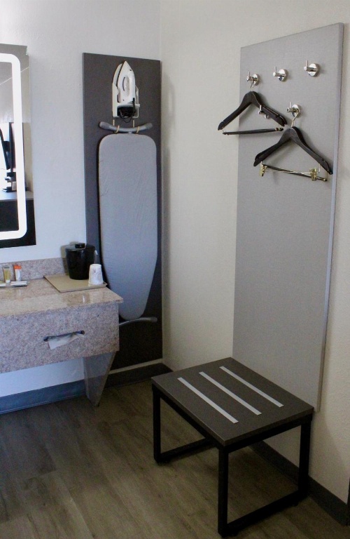 Ramada by Wyndham Harrisonburg image 2